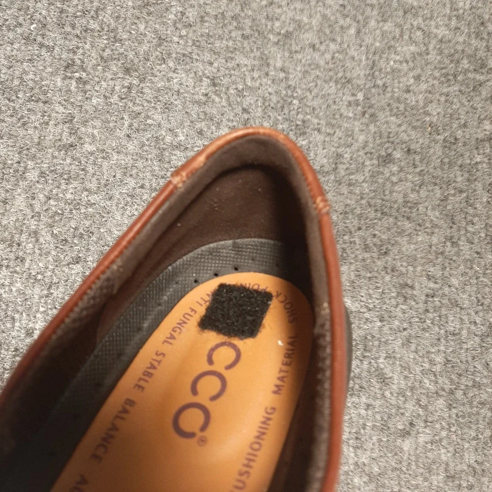 ECCO MEN'S HELSINKI Size 9.5/43 Brown Leather Slip On Dress Loafer Nice